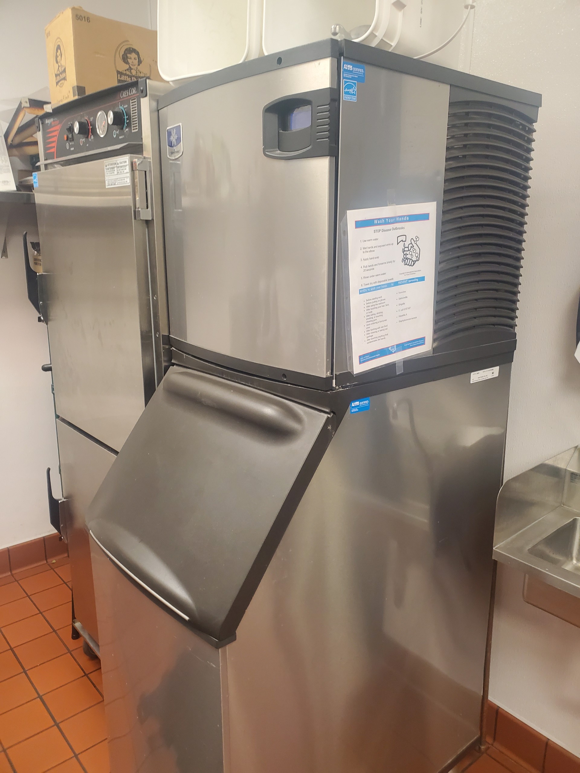 Commercial ice machine installation